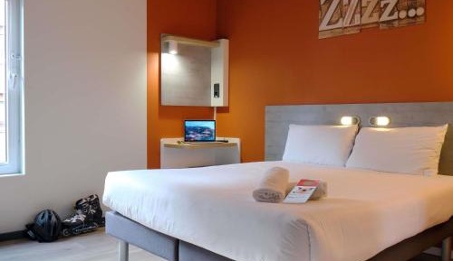 Room - Accessible One Bed