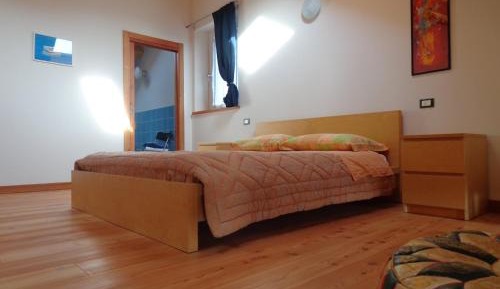 Studio Apartment with One Double Bed