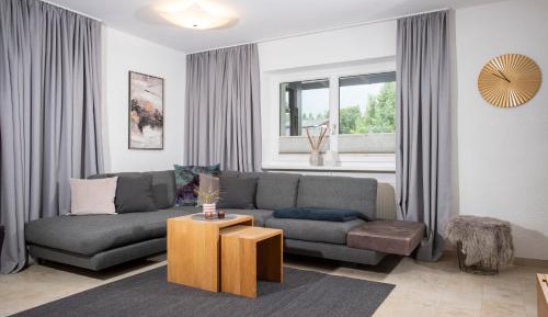 One-Bedroom Deluxe Apartment