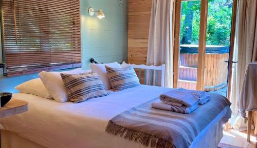 Suite with Hot Tub