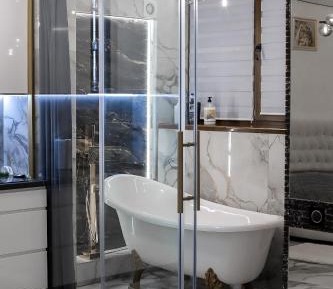 Apartment with Mountain View