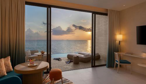Mirage Overwater Sunset Pool Villa King