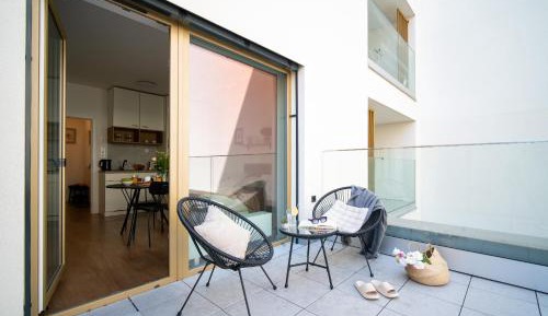Studio with Terrace