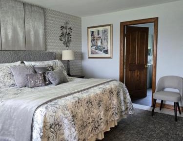 Premium Quadruple Room