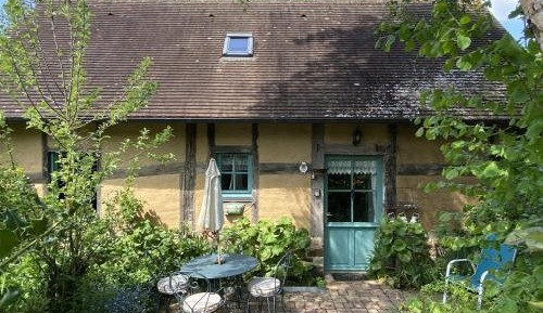 Holiday Home (4 Adults)