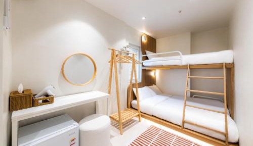 Triple Room with Private Bathroom