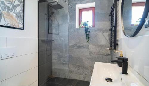 One-Bedroom Premium Apartment