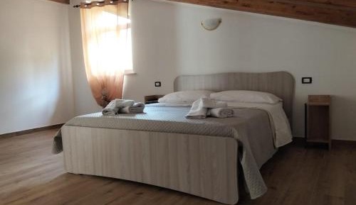 Large Double or Twin Room