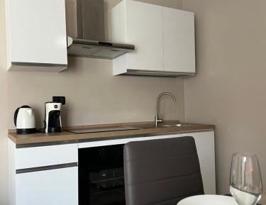 Studio Apartment with One Double Bed