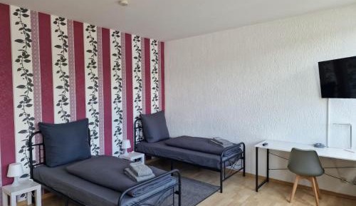 Standard Twin Room with Shared Bathroom