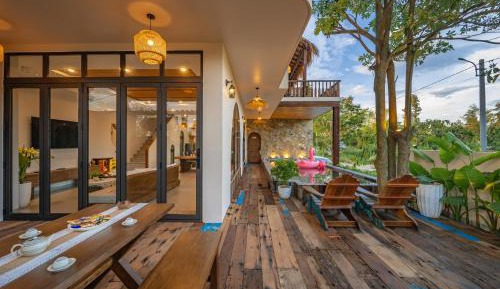 Villa with Private Pool