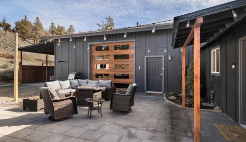 Four-Bedroom Holiday Home