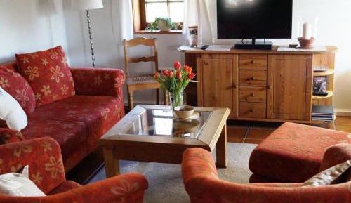 One-Bedroom Holiday Home