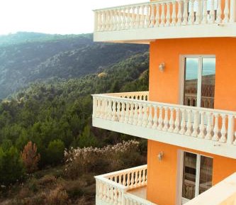 One-Bedroom Apartment with Sea View