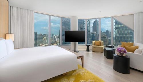 Corner King Room
