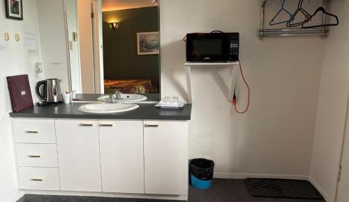 Double Room - Non-Smoking 