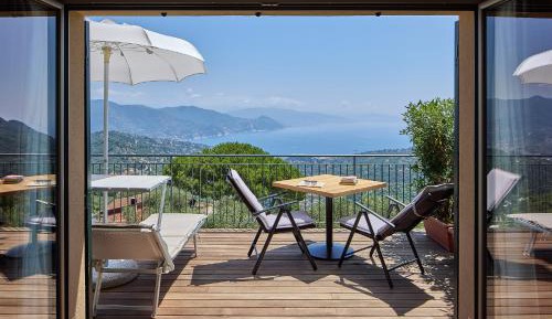 Deluxe Double or Twin Room with Sea View