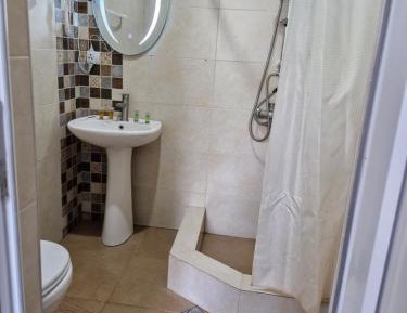 Comfort Triple Room with Shower