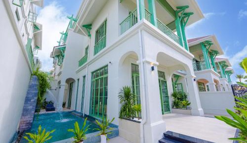 Villa with Private Pool