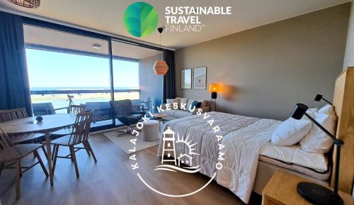 Studio Apartment with Sea View