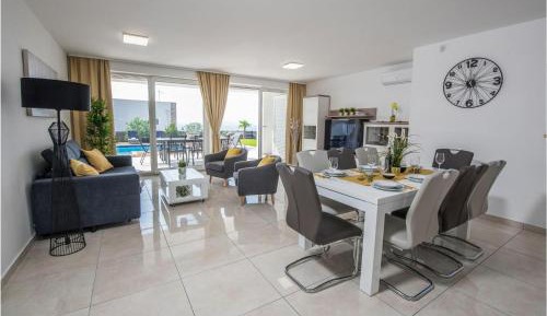 Four-Bedroom Holiday Home