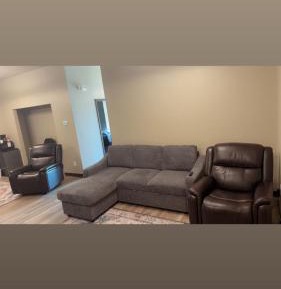 Deluxe King Suite