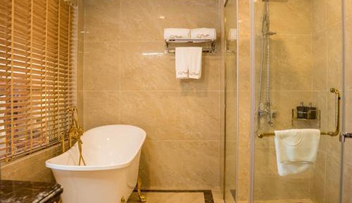 King Room with Mountain View