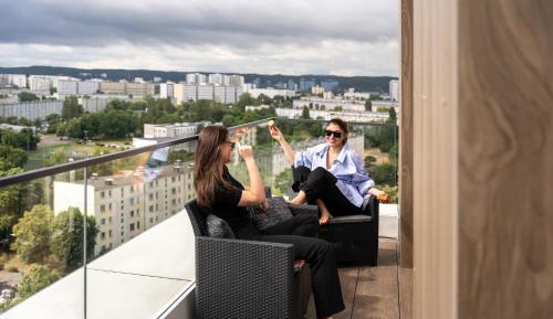 Deluxe One-Bedroom Apartment with City View