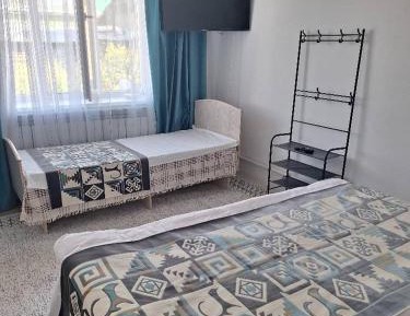 Deluxe Room (2 Adults + 1 Child)
