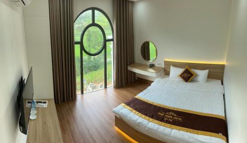 Double Room with Mountain View