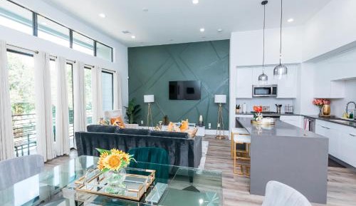 Three-Bedroom Townhouse
