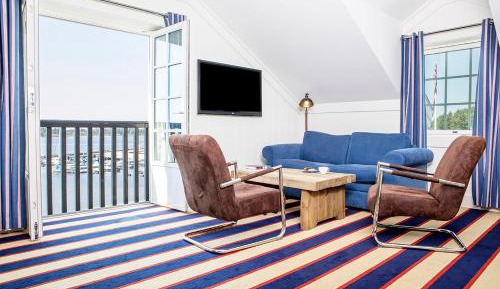 Suite with Sea View