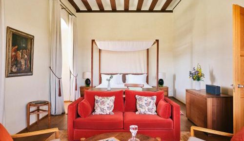 Junior Suite with Spa Access