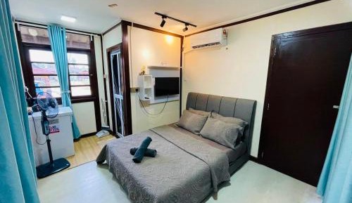 One-Bedroom Chalet