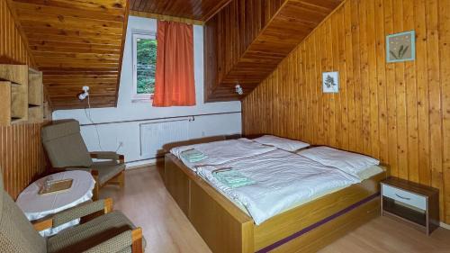 Double or Twin Room with Private Bathroom