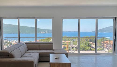 Three-Bedroom Apartment with Sea View