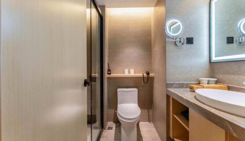 Standard Family Room