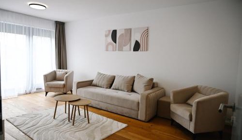 One-Bedroom Apartment with Balcony