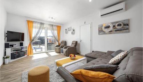 Four-Bedroom Holiday Home