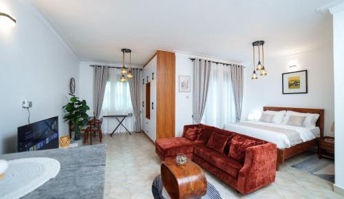 Studio Apartment with Balcony