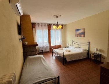 Apartment with Lake View