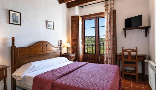 Double Room with Mountain View