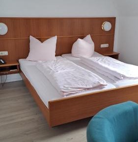 Twin Room with City View