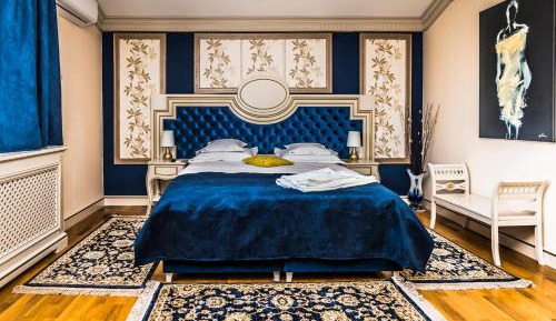 Family Room with Shower