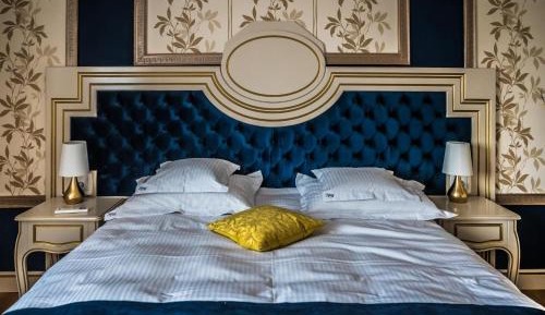 Deluxe Double Room with Bath