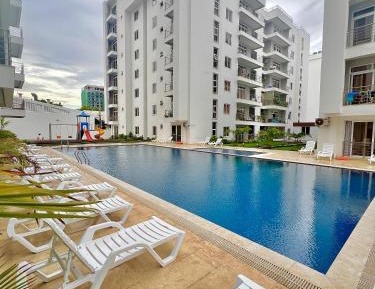 One-Bedroom Apartment with Pool View