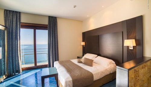 Superior Double Room with Sea View