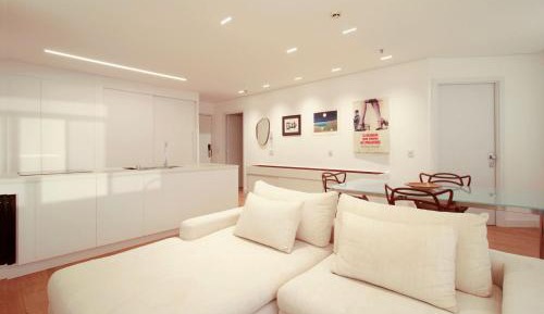 Superior Apartment with City View