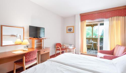 Double Room with Balcony (2 Adults + 1 Child)