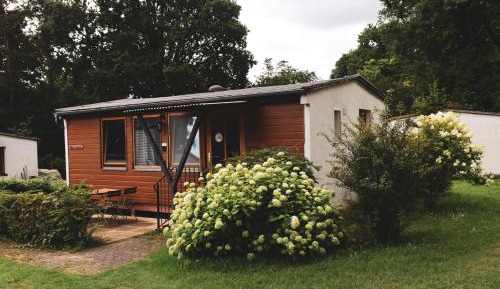 One-Bedroom Bungalow